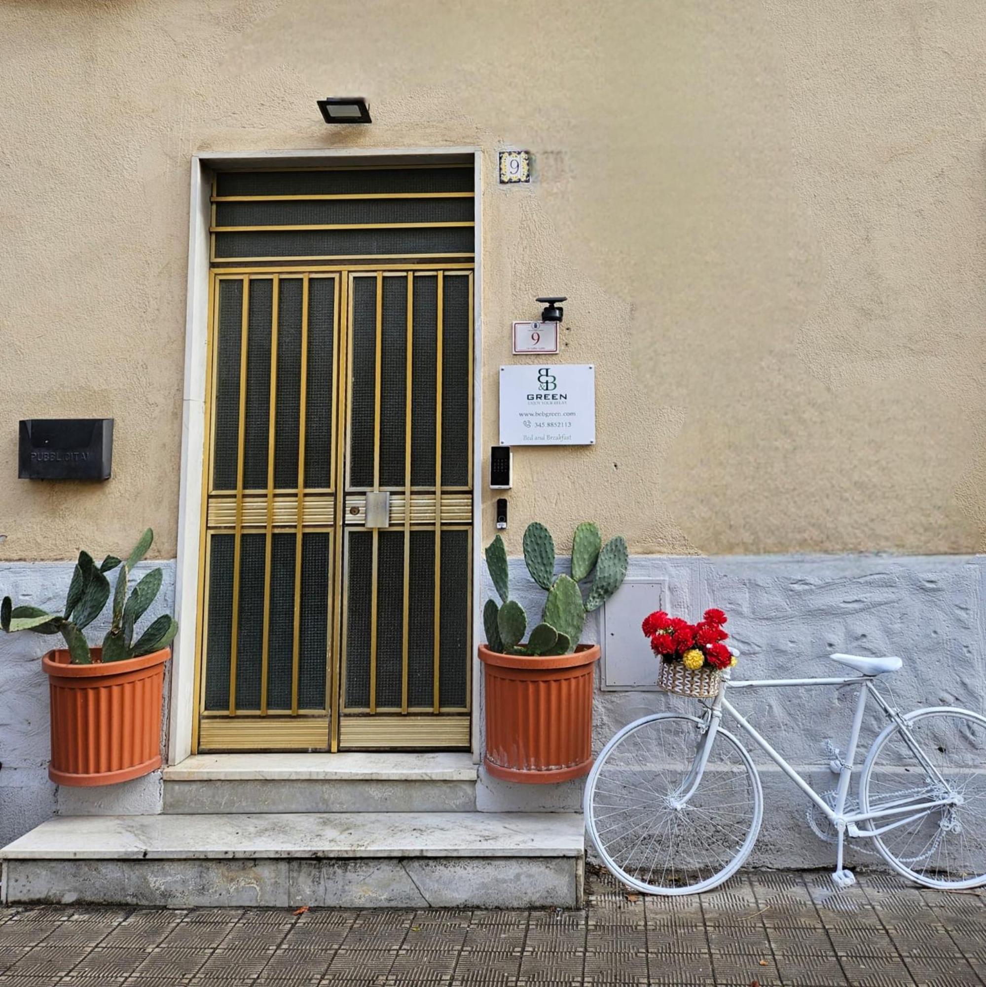 B&B Green Stazione Centrale E Centro 레조디칼라브리아 외부 사진